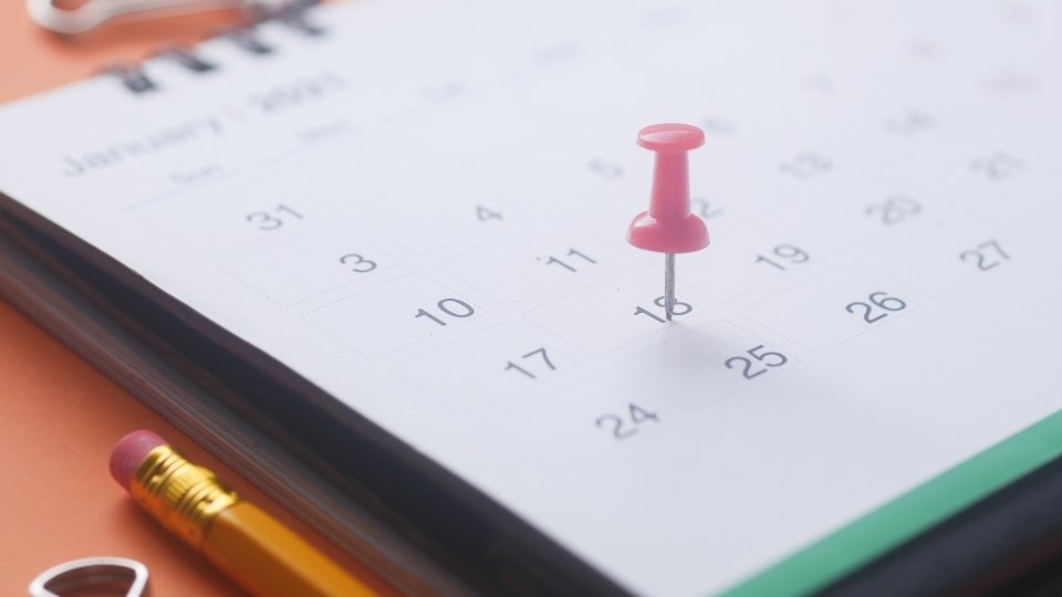 qutting alcohol has symptoms you will need to overcome over time.